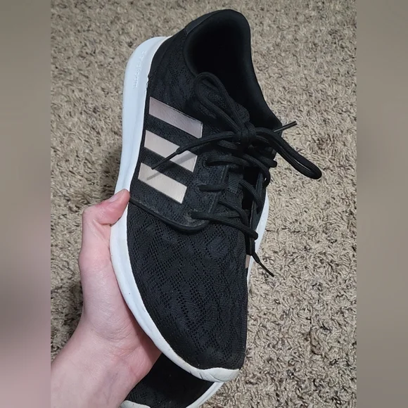 Adidas Running Shoes - Picture 6 of 9